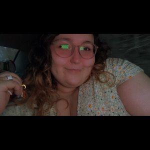 Meet your Posher, Karli